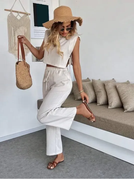 Yan Bağlama Detaylı Pantolonlu Takım Bej