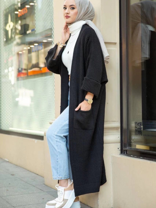 Yarasa kol uzun triko hırka siyah Yarasa kol uzun triko hırka siyah