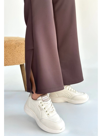 Yejja Bej Cilt Bağcıklı Spor Ayakkabı Yejja Bej Cilt Bağcıklı Spor Ayakkabı