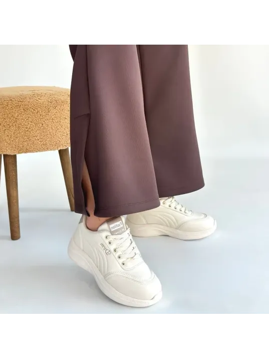 Yejja Bej Cilt Bağcıklı Spor Ayakkabı Yejja Bej Cilt Bağcıklı Spor Ayakkabı