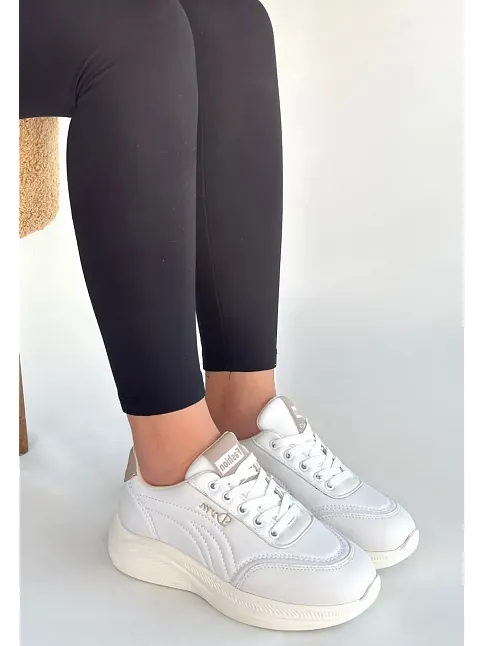 Yejja Beyaz Cilt Bağcıklı Spor Ayakkabı