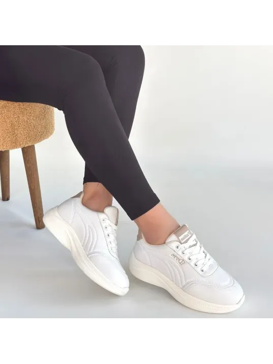 Yejja Beyaz Cilt Bağcıklı Spor Ayakkabı