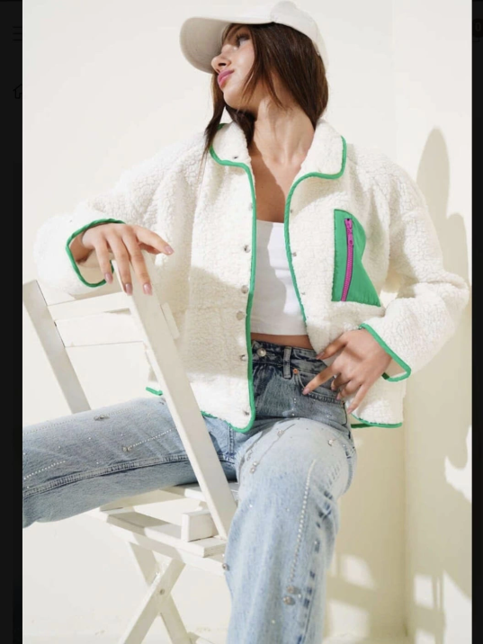 Yeşil fermuar cepli kuzu mont beyaz t1085 Yeşil fermuar cepli kuzu mont beyaz t1085