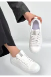 Yier Beyaz Cilt Bağcıklı Spor Ayakkabı