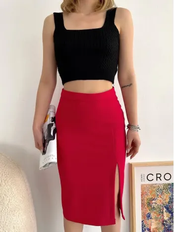 Yırtmaçlı Esnek Kumaş Midi Boy Etek Koyu Kırmızı