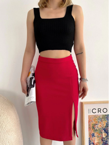 Yırtmaçlı esnek kumaş midi boy etek koyu kırmızı Yırtmaçlı esnek kumaş midi boy etek koyu kırmızı