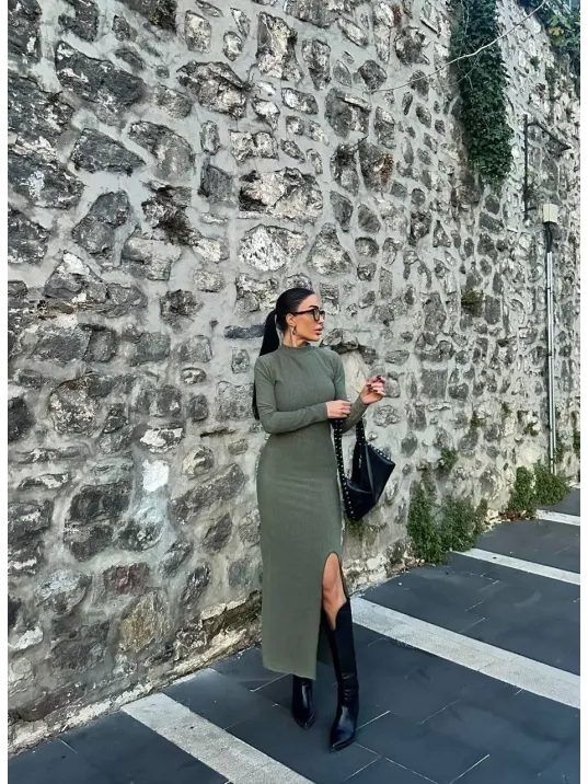 Yırtmaçlı Kalın Bürümcük Uzun Elbise Yeşil