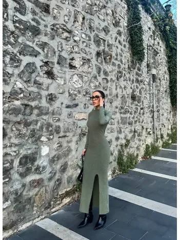 Yırtmaçlı Kalın Bürümcük Uzun Elbise Yeşil