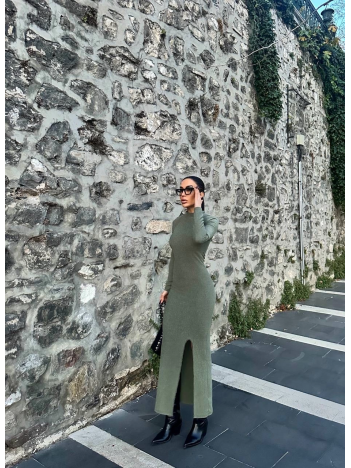 Yırtmaçlı kalın bürümcük uzun elbise Yeşil Yırtmaçlı kalın bürümcük uzun elbise Yeşil