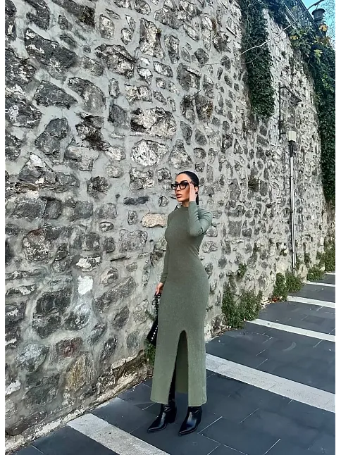 Yırtmaçlı Kalın Bürümcük Uzun Elbise Yeşil