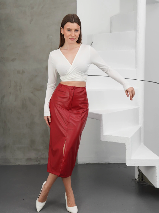 Yırtmaçlı uzun deri etek bordo