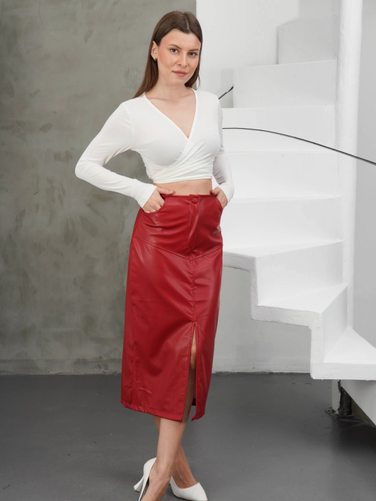 Yırtmaçlı uzun deri etek bordo