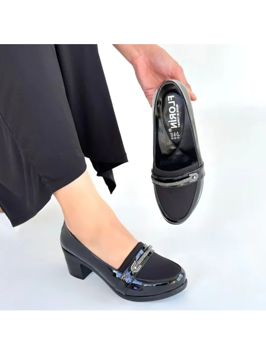 Yoer Siyah Rugan Dolgu Topuk Ayakkabı Yoer Siyah Rugan Dolgu Topuk Ayakkabı