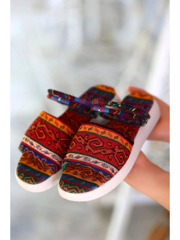 Yoni Kilim Desenli Sandalet Yoni Kilim Desenli Sandalet