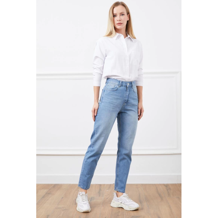 Yüksek bel mom jean pantolon Yüksek bel mom jean pantolon