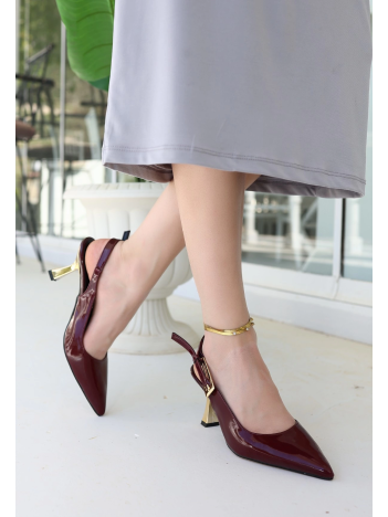 Zalin Bordo Rugan Topuklu Ayakkabı Zalin Bordo Rugan Topuklu Ayakkabı