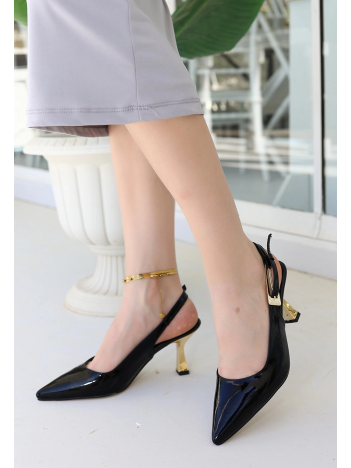 Zalin Siyah Rugan Topuklu Ayakkabı Zalin Siyah Rugan Topuklu Ayakkabı