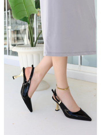 Zalin Siyah Rugan Topuklu Ayakkabı Zalin Siyah Rugan Topuklu Ayakkabı