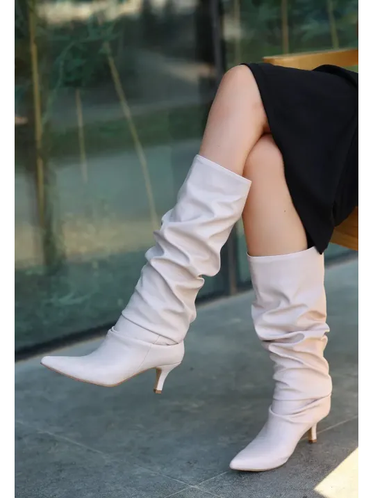 Zelya Bej Cilt Topuklu Çizme Zelya Bej Cilt Topuklu Çizme