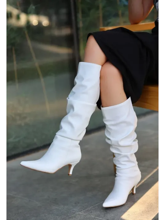 Zelya Beyaz Cilt Topuklu Çizme Zelya Beyaz Cilt Topuklu Çizme