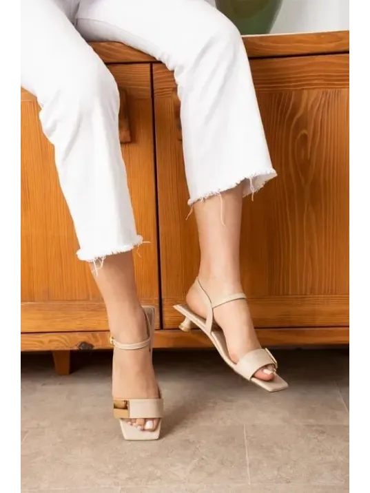 Zıan Bej Topuklu Ayakkabı Zıan Bej Topuklu Ayakkabı