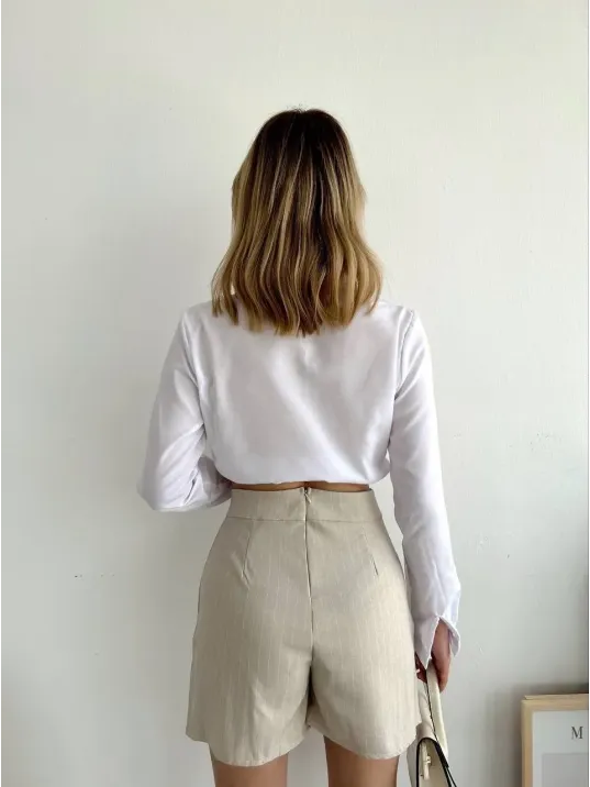 Zincir Detaylı Çizgili Şort Etek Zincir Detaylı Çizgili Şort Etek