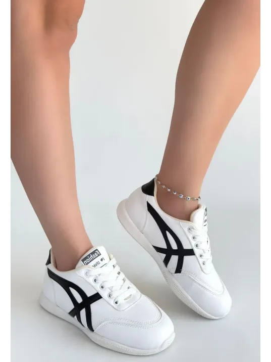 Zlay Beyaz Cilt Siyah Detaylı Bağcıklı Spor Ayakkabı