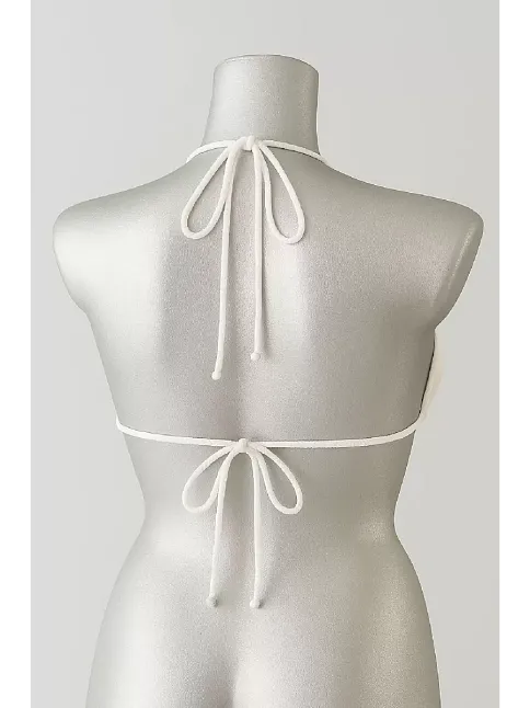 Kadın Beyaz Pedli Üçgen Bikini Üstü Halter Bağlamalı Aksesuarlı