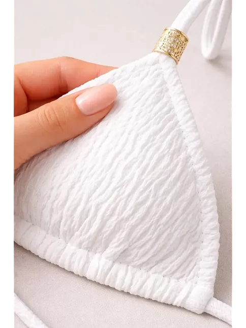 Kadın Beyaz Pedli Üçgen Bikini Üstü Halter Bağlamalı Aksesuarlı