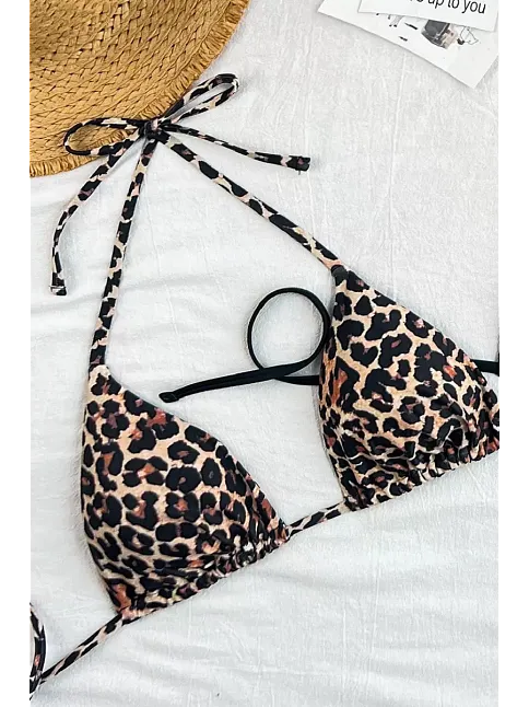 Kadın Leopar Desenli Ve Siyah Minimal Kesim Üçgen Bikini Üstü