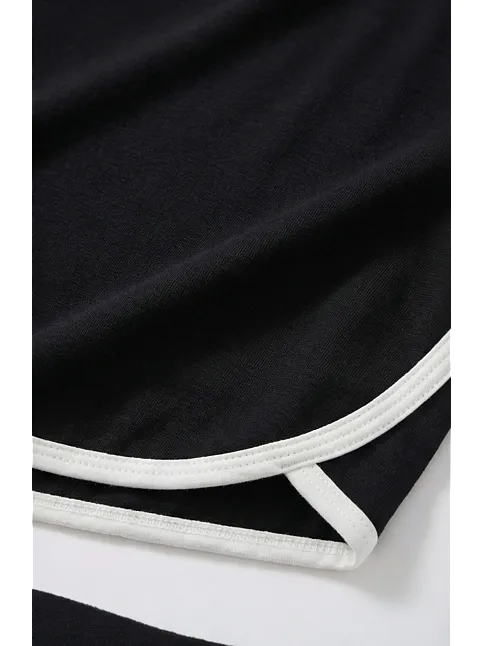Kadın Siyah Askılı Crop Top Ve Şortlu Gecelik Takım