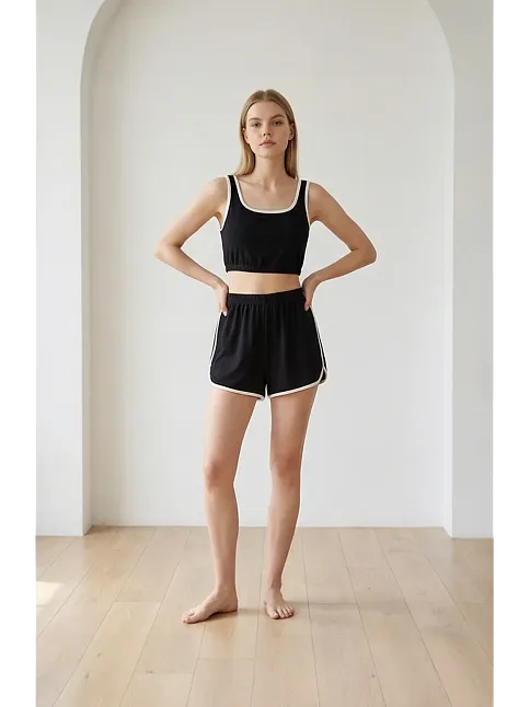 Kadın Siyah Askılı Crop Top Ve Şortlu Gecelik Takım