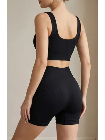 Kadın Siyah Kalın Askılı Yüksek Bel Şortlu Gecelik Takımı – Modern, Konforlu Ve Günlük Kombinlere Uygun