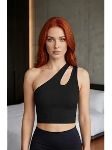 Kadın Siyah Tek Omuz Cut Out Detaylı Crop Top Bluz – Şık, Rahat Ve Kolay Kombinlenebilir