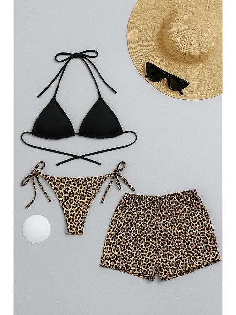 Kadın 3'lü Set Siyah Ve Leopar Desenli Şortlu Yandan Bağlamalı Bikini Mayo Takımı Kadın 3'lü Set Siyah Ve Leopar Desenli Şortlu Yandan Bağlamalı Bikini Mayo Takımı