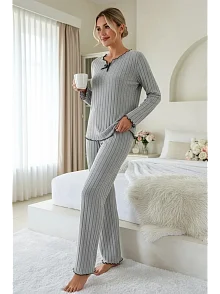 Kadın Gri Çizgili Uzun Kollu Fiyonk Detaylı Pijama Takımı Rahat Mevsimlik