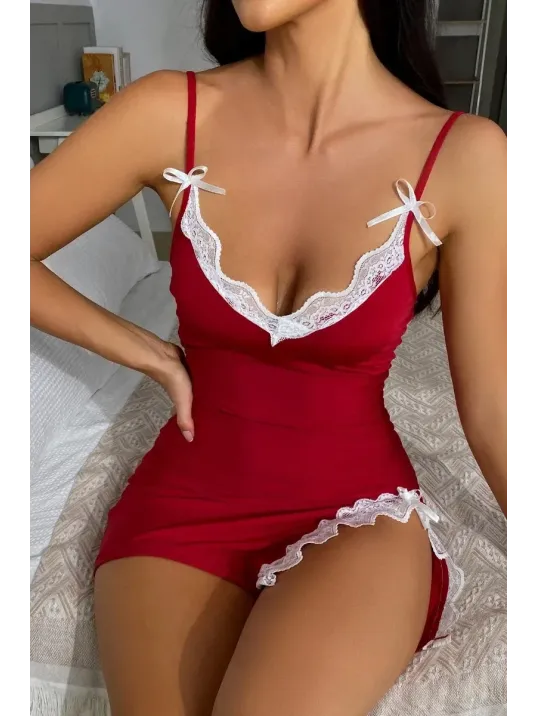 Kadın Kırmızı Bacak Yırtmaçlı Beyaz Dantelli Ve Fiyonklu Şık Gecelik – Modern Ve Şık Tasarım