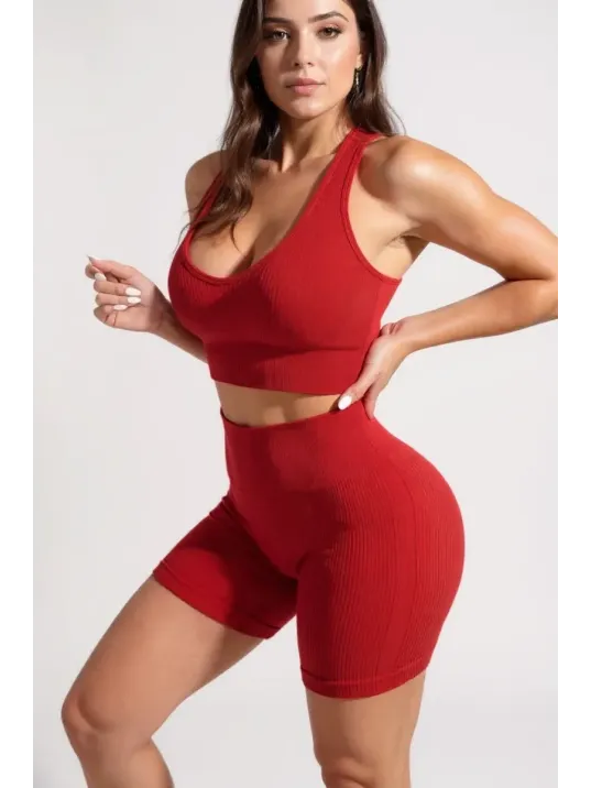 Kadın Kırmızı Yüksek Bel Çapraz Sırt Detaylı Şortlu Gecelik Takım – Modern, Konforlu Ve Günlük Kombinlere Uygun