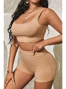 Kadın Krem Rengi Şortlu Crop Top Gecelik Takım – Modern, Konforlu Ve Günlük Kombinlere Uygun