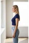 Kadın Lacivert Yarım Kol Düz Yaka Crop Top Bluz – Şık, Rahat Ve Kolay Kombinlenebilir