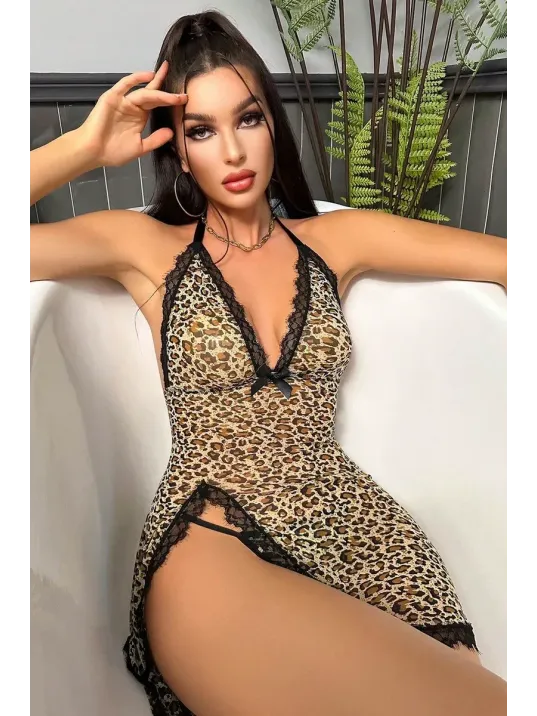 Kadın Leopar Desenli Derin V Yaka Dantel Detaylı Yırtmaçlı Gecelik – Modern Ve Şık Tasarım