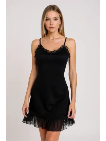 Kadın Siyah Etek Ucu Ve Göğsü Fırfırlı Tül Detaylı Gecelik – Modern Ve Şık Tasarım