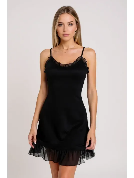 Kadın Siyah Etek Ucu Ve Göğsü Fırfırlı Tül Detaylı Gecelik – Modern Ve Şık Tasarım