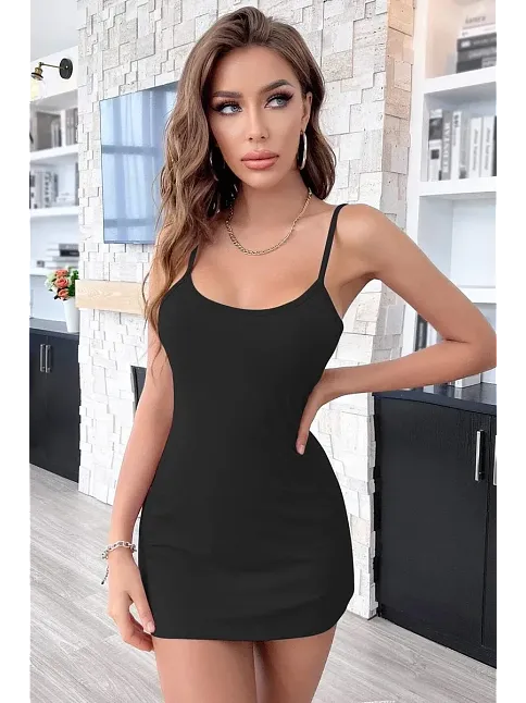 Kadın Siyah Sırt Kısmı Komple Dantelli Mini Gecelik – Modern Ve Şık Tasarım