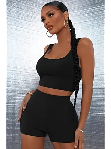 Kadın Siyah Şortlu Crop Top Gecelik Takım – Modern, Konforlu Ve Günlük Kombinlere Uygun