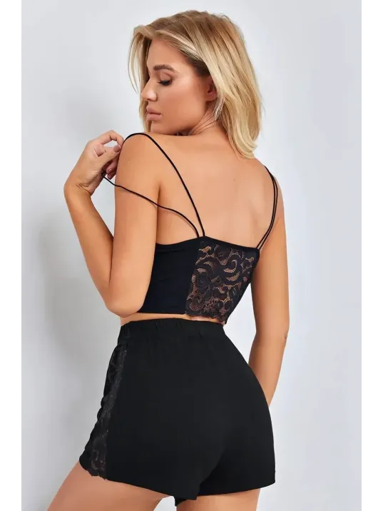 Kadın Siyah Yanları Ve Sırtı Dantel Detaylı Çift Sıra İnce Lastikli Şortlu Gecelik Takım