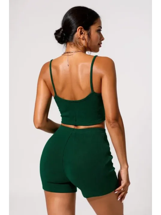Kadın Yeşil Şortlu Kaşkorse Gecelik Takım – Modern, Konforlu Ve Günlük Kombinlere Uygun