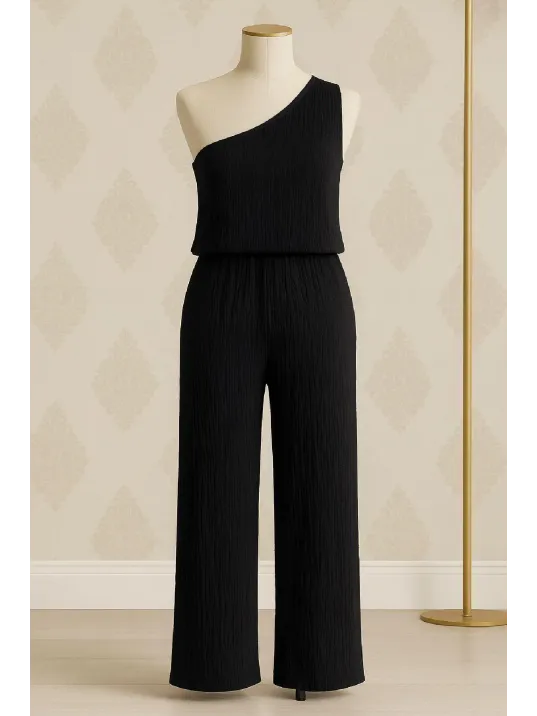 Kadın Siyah Tek Omuzlu Şık Bluz & Geniş Paça Pantolon İkili Takım – Modern, Konforlu Ve Günlük Kombinlere Uygun