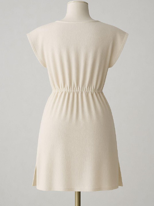 Kadın Beyaz Yanları Yırtmaçlı Tokalı V Yaka Mini Plaj Elbisesi – Şık, Rahat Ve 4 Mevsim Kullanıma Uygun Kadın Beyaz Yanları Yırtmaçlı Tokalı V Yaka Mini Plaj Elbisesi – Şık, Rahat Ve 4 Mevsim Kullanıma Uygun