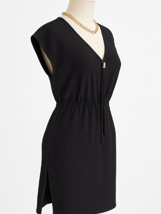 Kadın Siyah Yanları Yırtmaçlı Tokalı V Yaka Mini Plaj Elbisesi – Şık, Rahat Ve 4 Mevsim Kullanıma Uygun Kadın Siyah Yanları Yırtmaçlı Tokalı V Yaka Mini Plaj Elbisesi – Şık, Rahat Ve 4 Mevsim Kullanıma Uygun